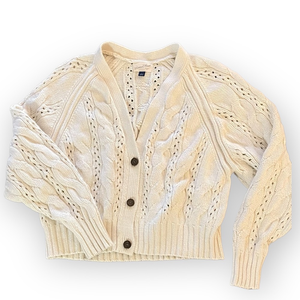 Universal thread cream sweater women’s large